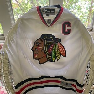 Chicago Blackhawks Toews jersey